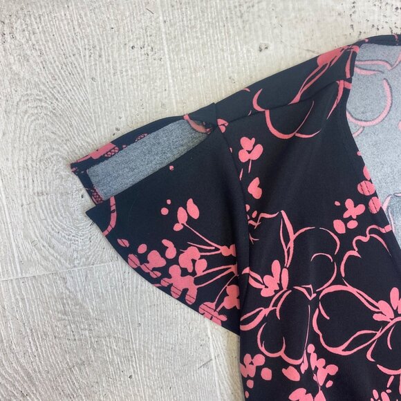 M | Floral Asymmetrical Wrap Dress - Picture 3 of 5